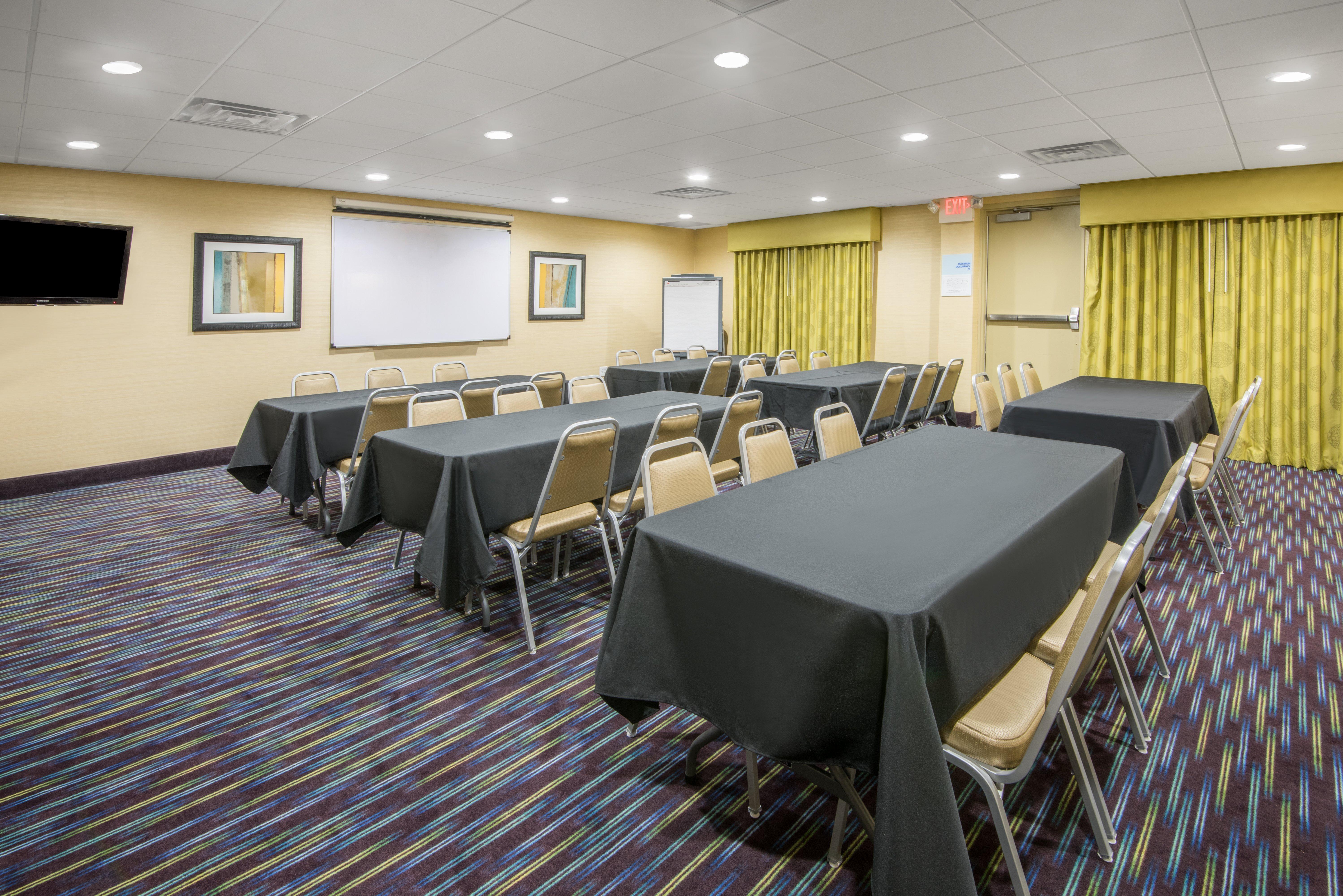 Holiday Inn Express Hotel & Suites Ashland By Ihg Экстерьер фото