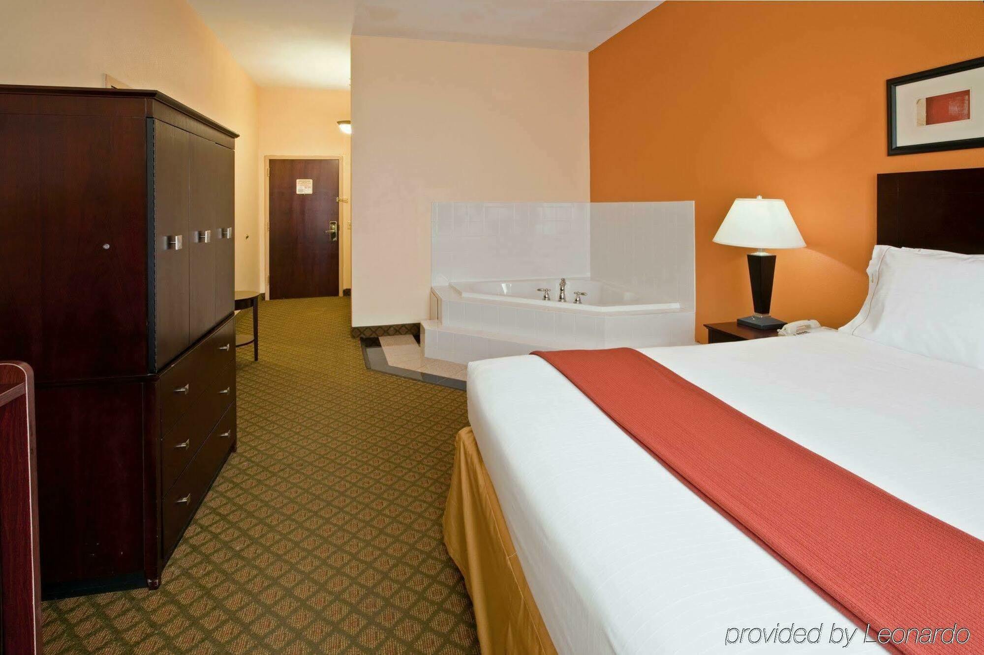 Holiday Inn Express Hotel & Suites Ashland By Ihg Экстерьер фото